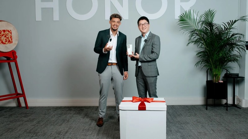 Ronwen Williams and Honor Deal