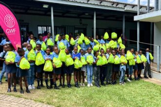 Children with Hampers GWF and Fibre Circle Launch
