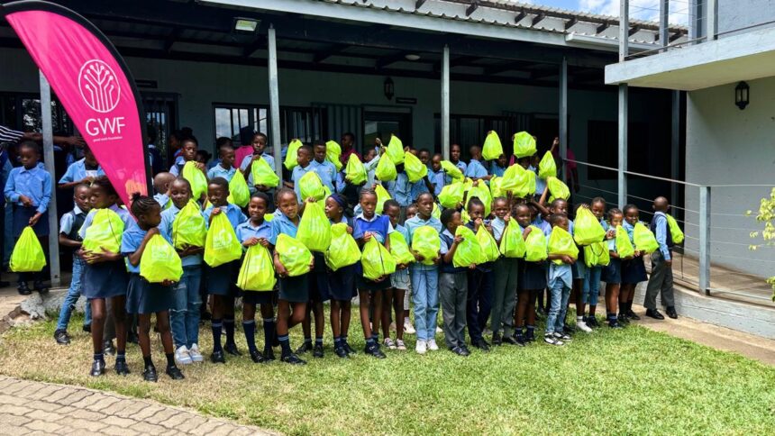 Children with Hampers GWF and Fibre Circle Launch