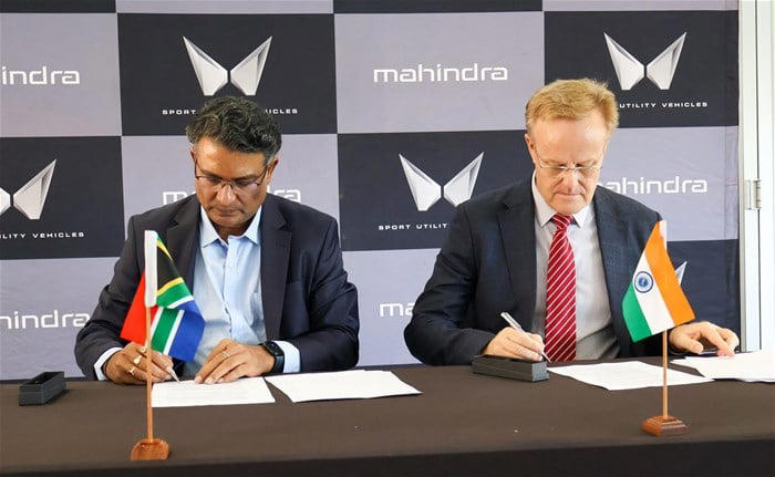 Left Rajesh Gupta CEO of Mahindra SA and Rian Coetzee of the IDC