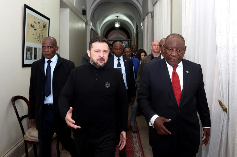 Ukrainian President Volodymyr Zelensky and South African President Cyril Ramaphosa