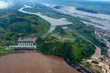 Aerial view of Congo River dam and landscape.