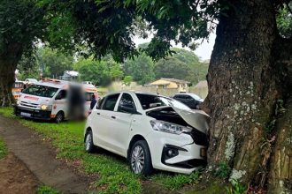 Scholar transport vehicle crashed into a tree near Sarnia Primary School in Pinetown