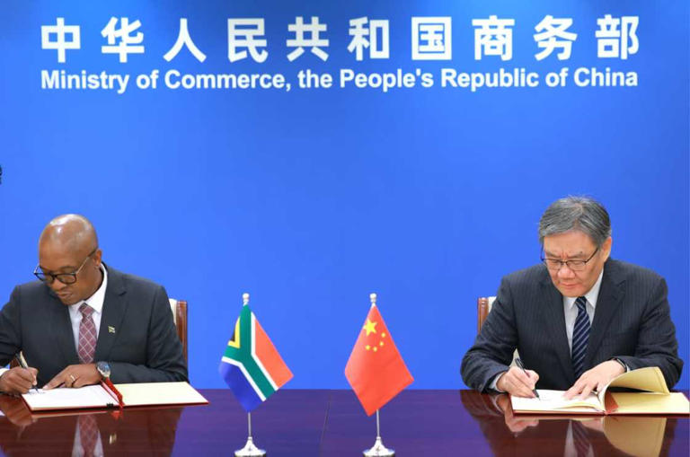 China and South Africa signed a new agreement. Image: GCIS Source: UGC