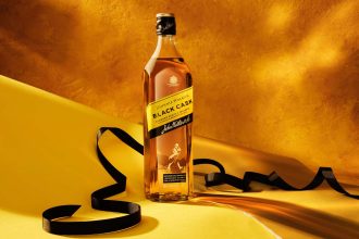 johnnie walker introduces black cask