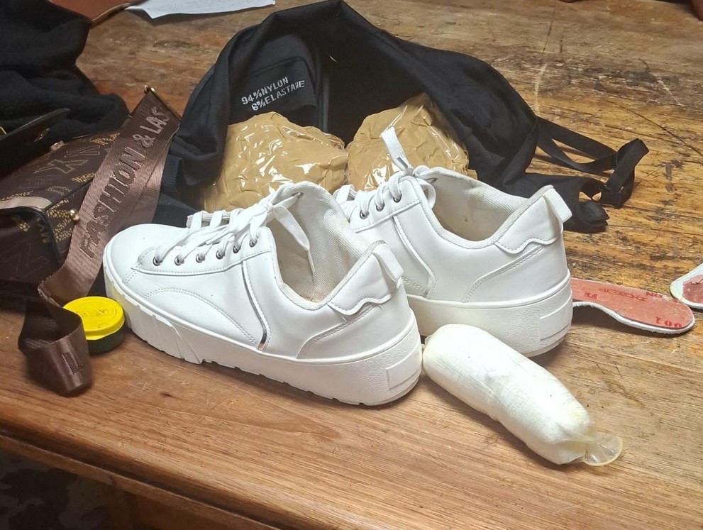 saps arrests 5 women at or tambo in r5 million drug bust