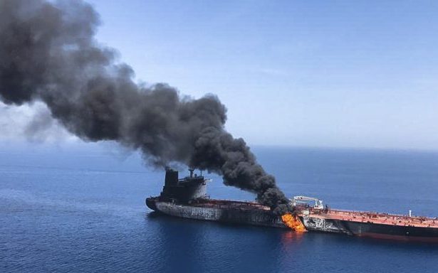 US oil tanker 'hit by Iran and on fire' in Gulf in new escalation of Middle East war