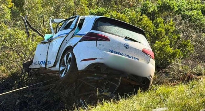 Traffic Control vehicle crashed off roadside embankment